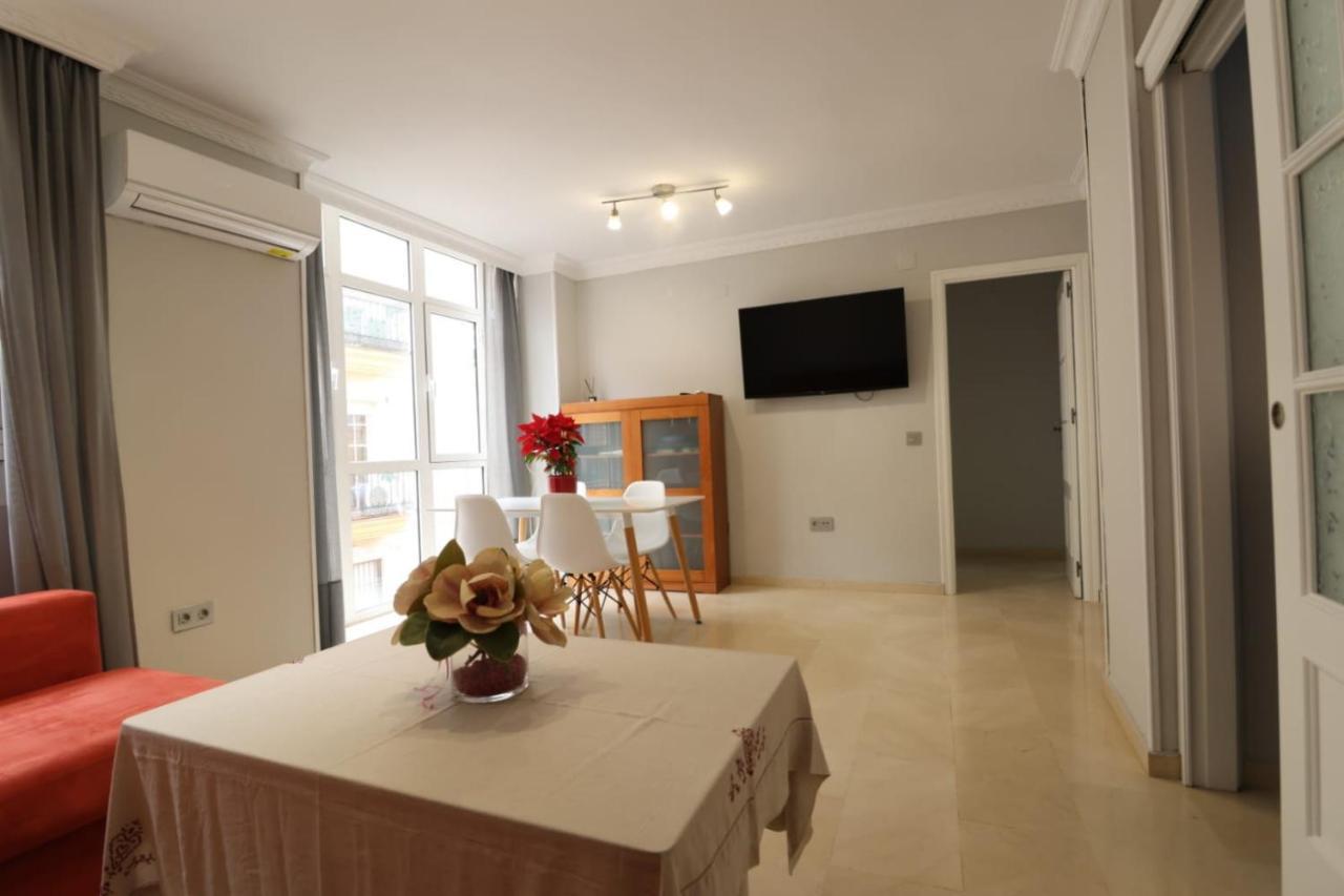 Piso En Pleno Centro De Huelva. Apartment Екстериор снимка