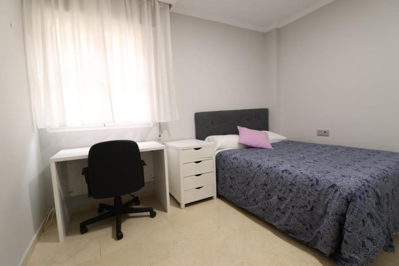 Piso En Pleno Centro De Huelva. Apartment Екстериор снимка