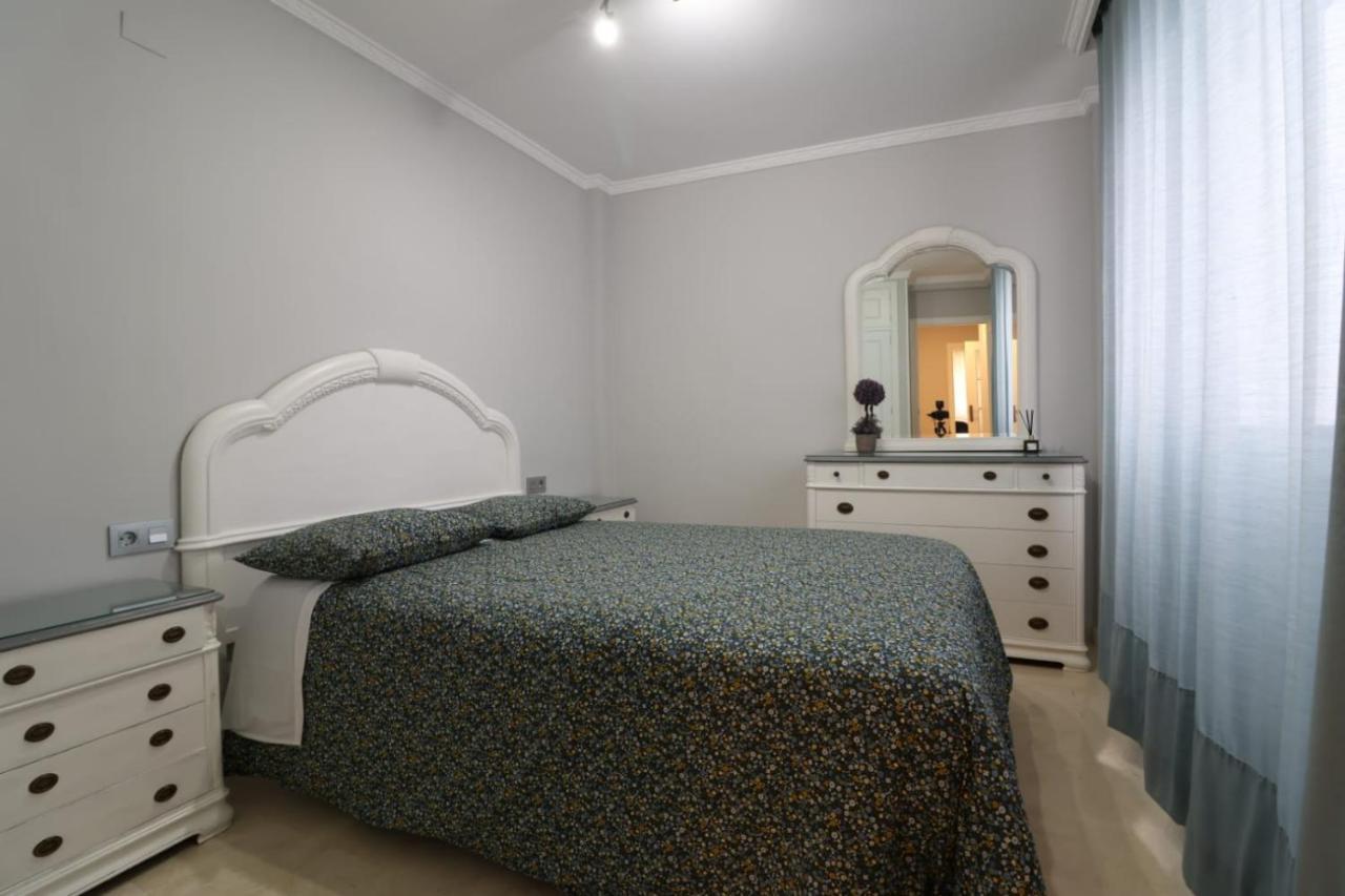 Piso En Pleno Centro De Huelva. Apartment Екстериор снимка